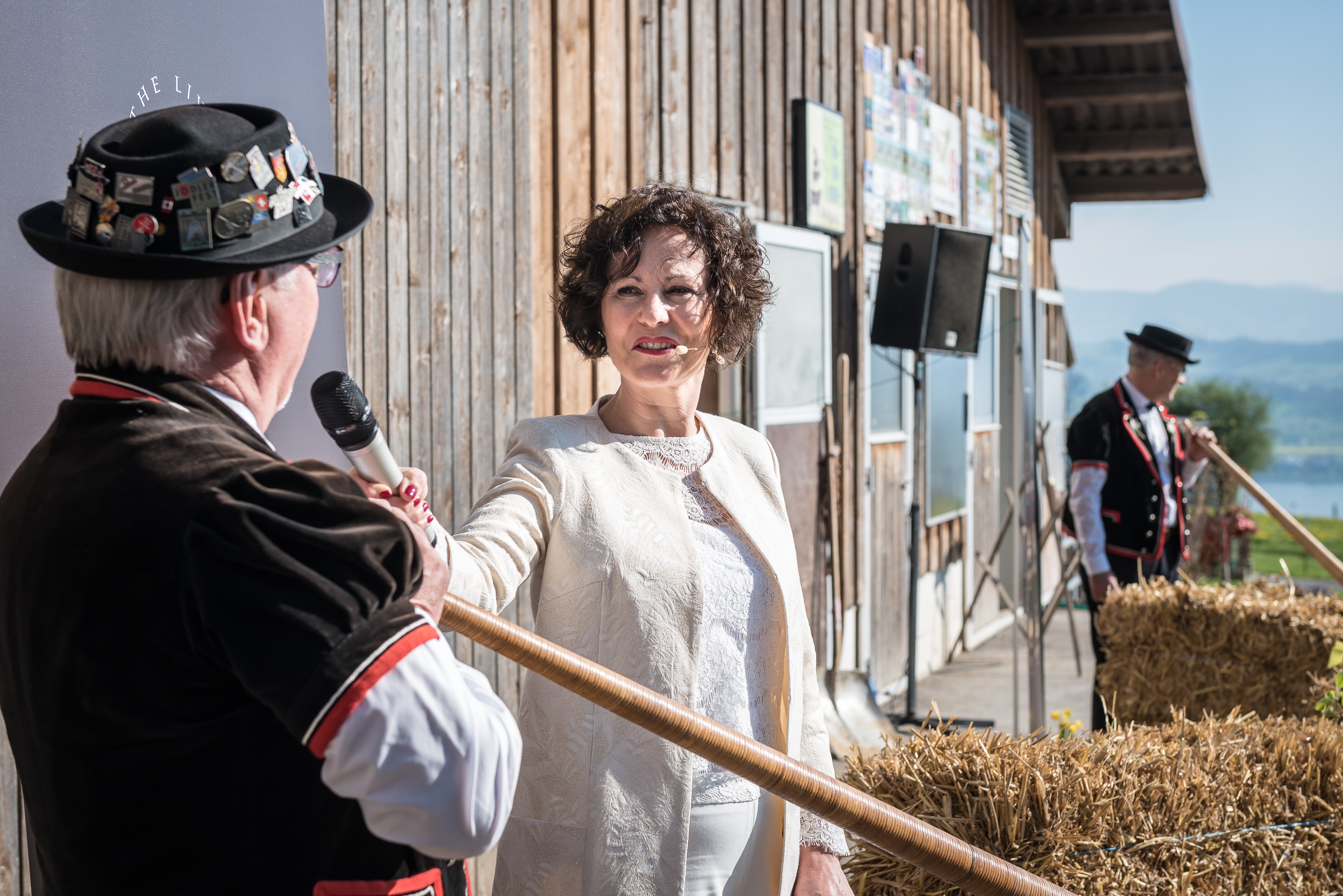 Beatrice Müller und Alphornvereinigung Zürich